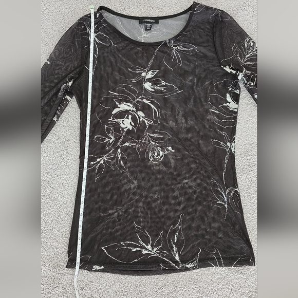 Floral Long Sleeve Top - Picture 4 of 6